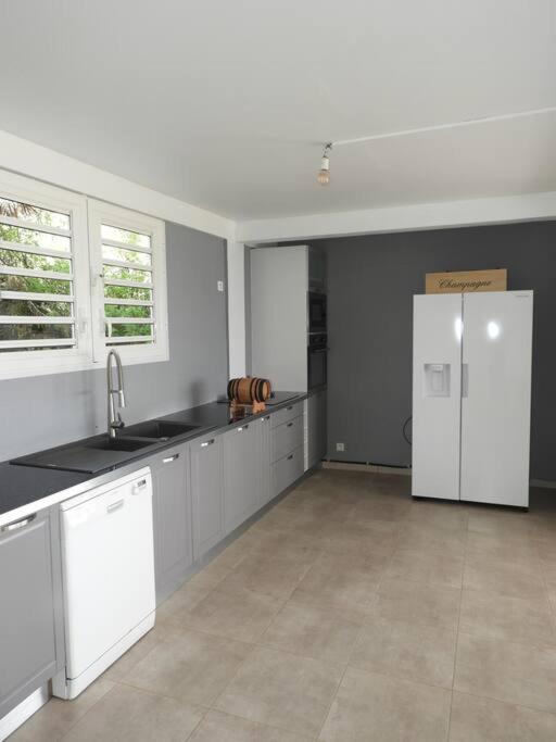לה פראנסז Le Jaleet Appartement Avec Piscine מראה חיצוני תמונה